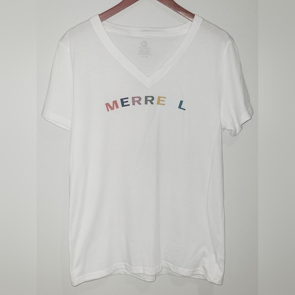 Womens White with Colored Lettering Merrell T Shirt. Size XL